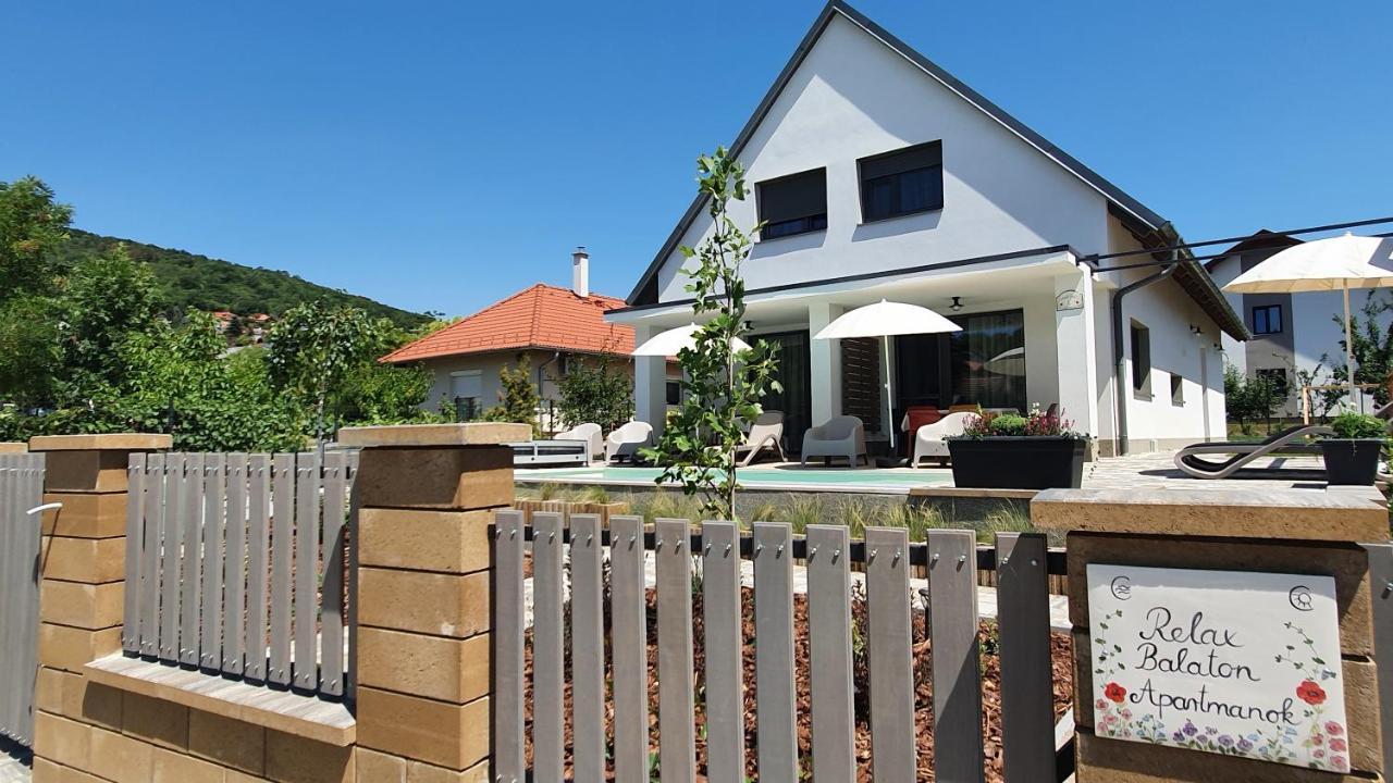 Relax Balaton Apartmanok 블로톤퓌레드 외부 사진