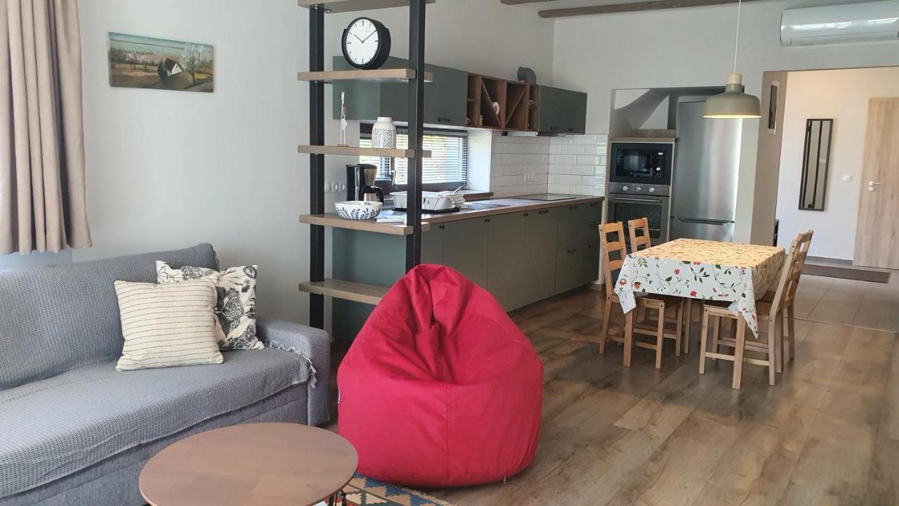 Relax Balaton Apartmanok 블로톤퓌레드 외부 사진