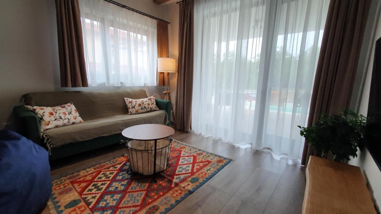Relax Balaton Apartmanok 블로톤퓌레드 외부 사진