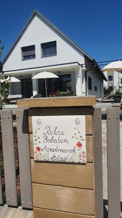 Relax Balaton Apartmanok 블로톤퓌레드 외부 사진